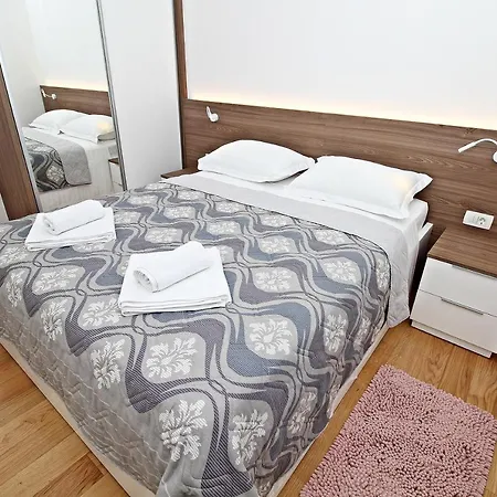 Blue Lagoon Apartamento